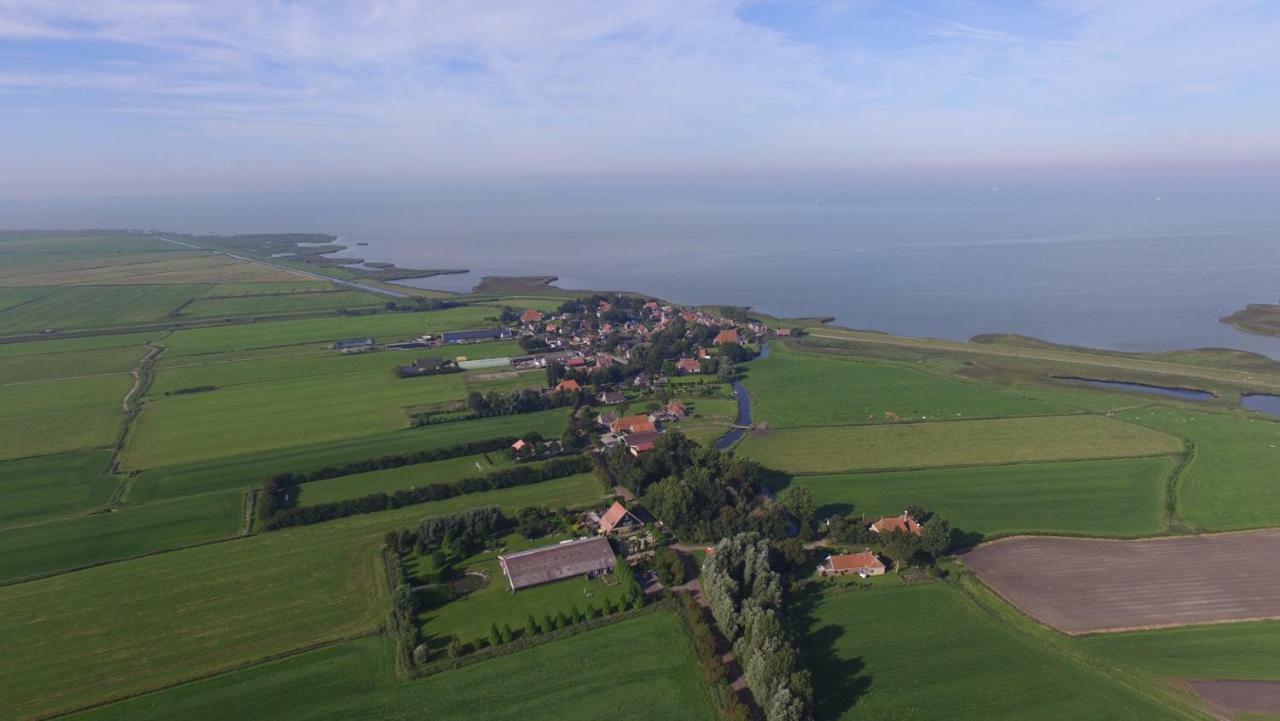 Vakantiehuis Het Voorhuis Op Landgoed Koepeltjesplaats Gaast Exterior photo